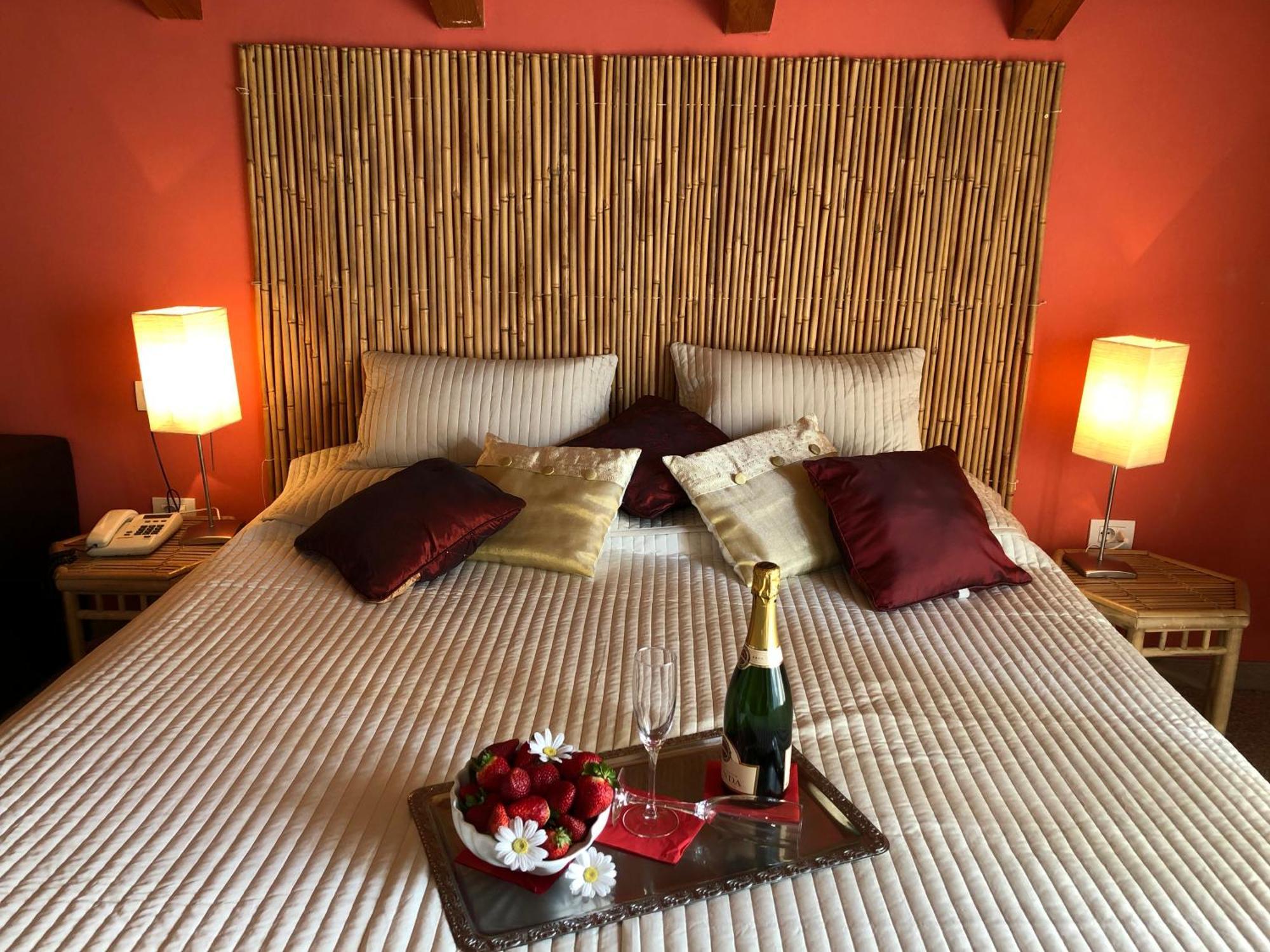 Hotel Bamboo Coldrano Room photo